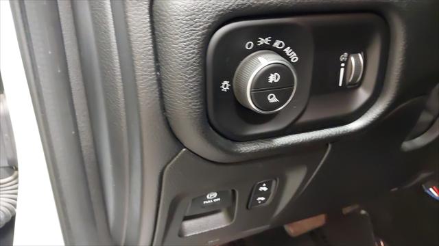 2020 Ram 1500 Big Horn Crew Cab 4x4 57 Box