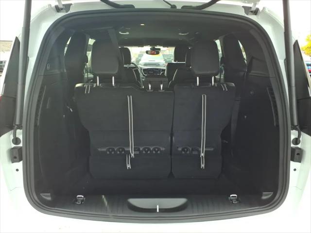 2027 Chrysler Pacifica Select AWD