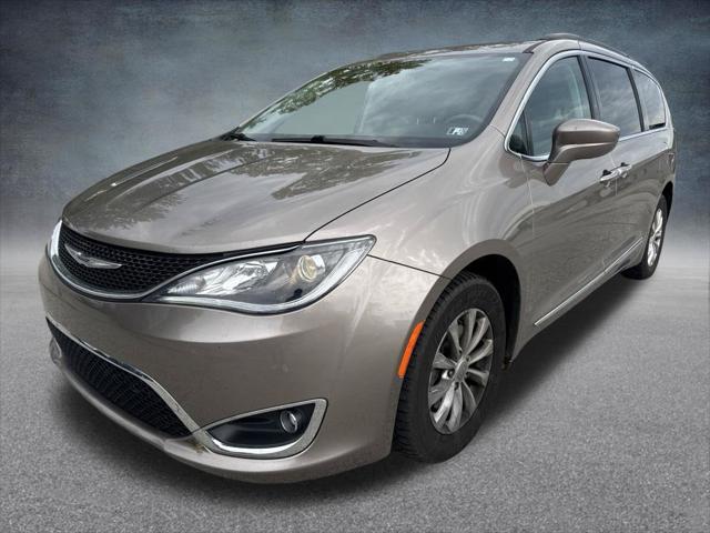 2017 Chrysler Pacifica Touring-L 2017 Chrysler Pacifica Touring-L