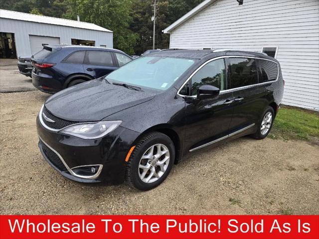 2017 Chrysler Pacifica Touring-L Plus for sale in Manistee, MI