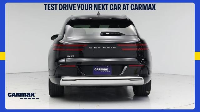 2023 Genesis GV70 Advanced AWD