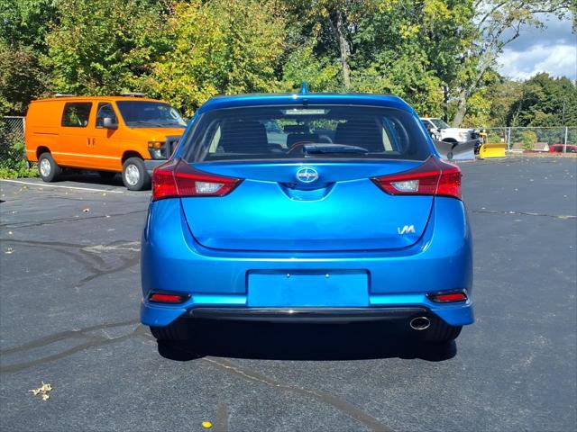 2016 Scion iM Base