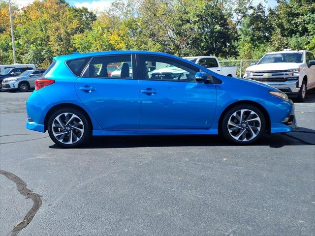 2016 Scion iM Base