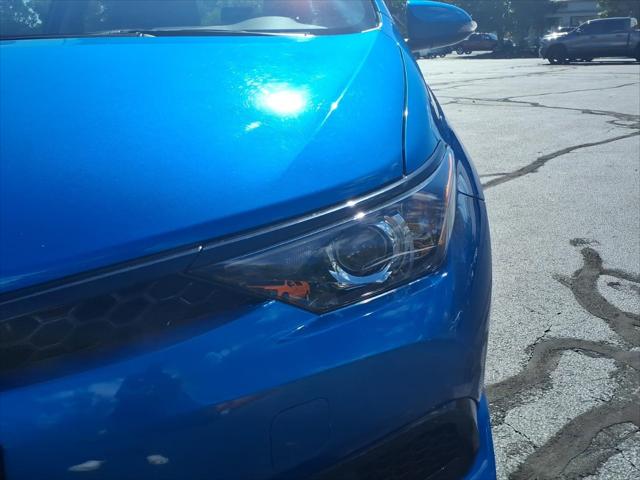 2016 Scion iM Base