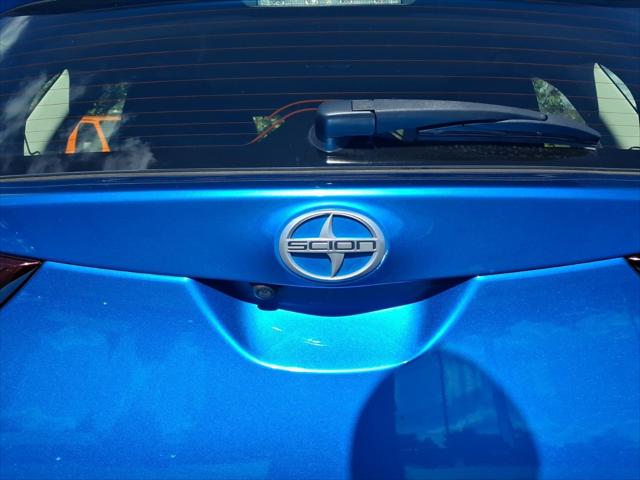 2016 Scion iM Base