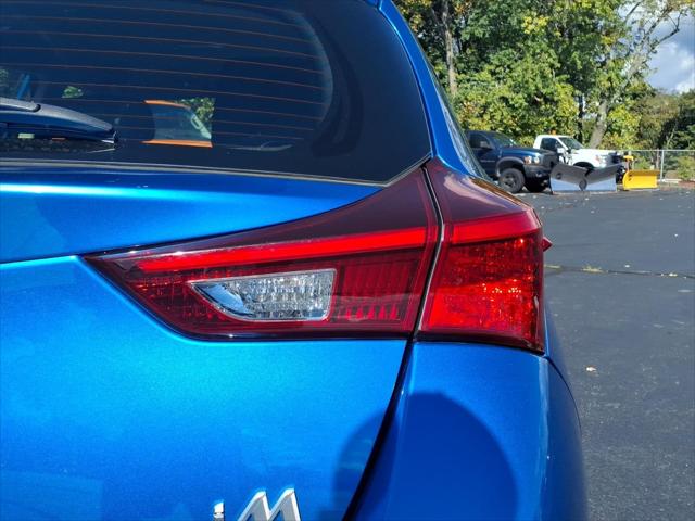 2016 Scion iM Base