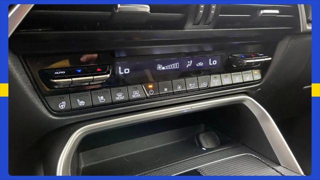 2025 Mazda X-90 3.3 Turbo Premium Plus Package