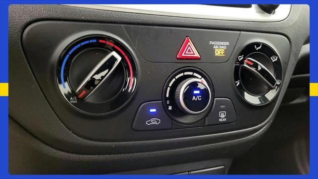 2022 Hyundai Accent SE