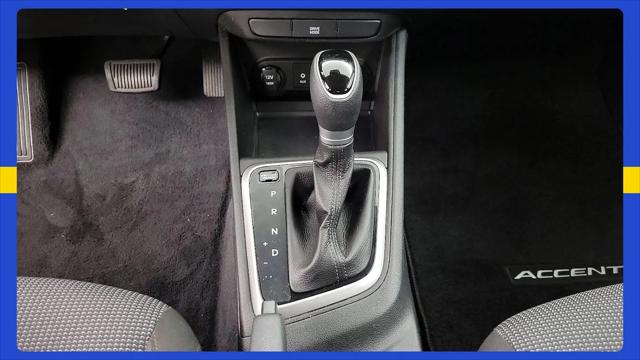 2022 Hyundai Accent SE