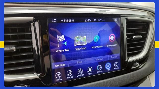 2017 Chrysler Pacifica Touring-L