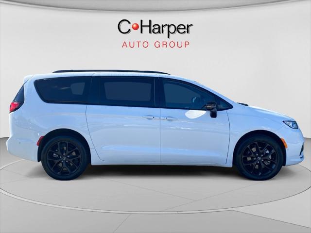 2025 Chrysler Pacifica Limited AWD 2025 Chrysler Pacifica Limited AWD