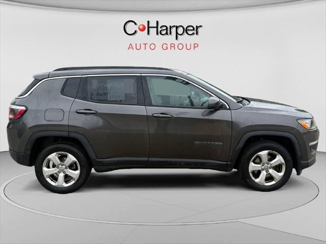 2018 Jeep Compass Latitude 4x4 2018 Jeep Compass Latitude 4x4