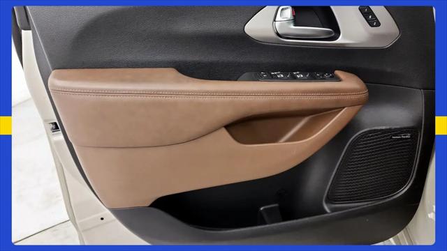 2021 Chrysler Pacifica Limited AWD