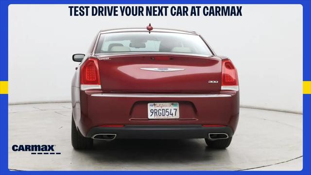 2019 Chrysler 300 Touring L