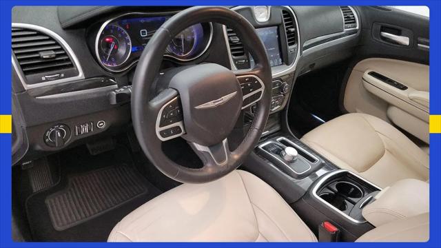 2019 Chrysler 300 Touring L