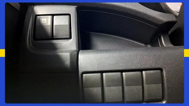 2014 Mazda Mazda5 Sport