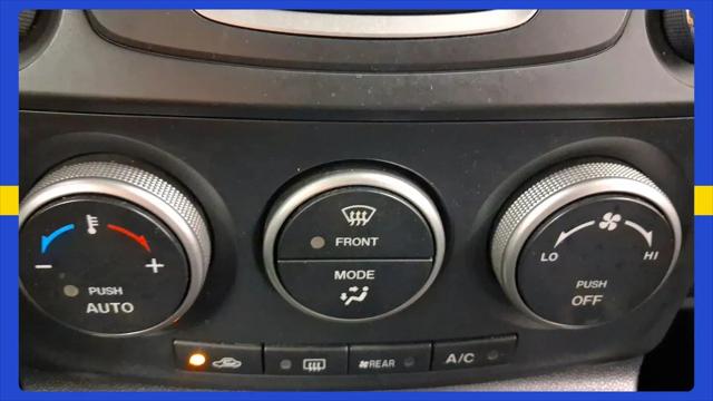 2014 Mazda Mazda5 Sport
