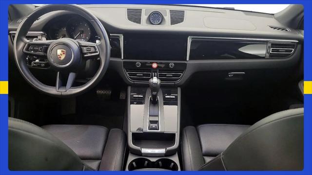 2023 Porsche Macan Macan