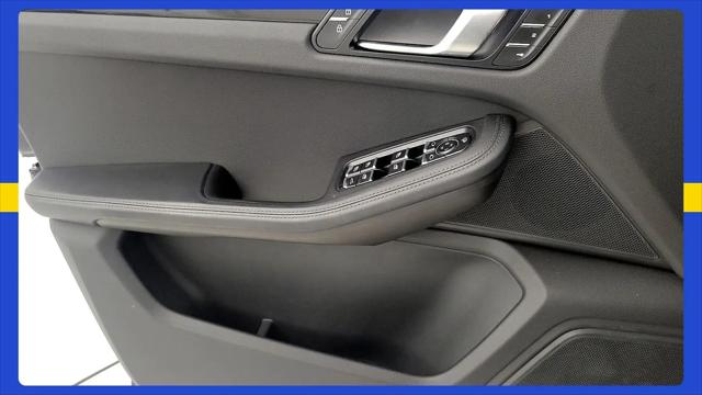 2023 Porsche Macan Macan