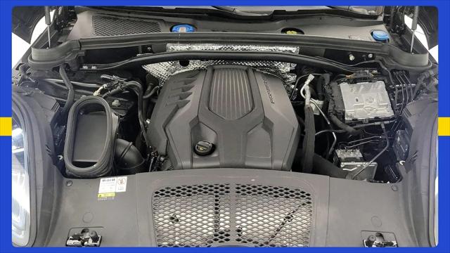 2023 Porsche Macan Macan