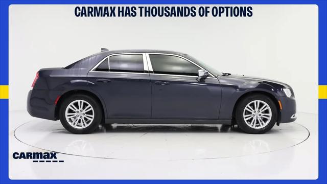 2019 Chrysler 300 Touring L