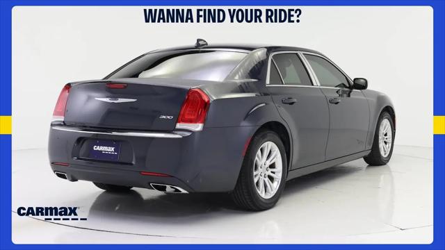 2019 Chrysler 300 Touring L