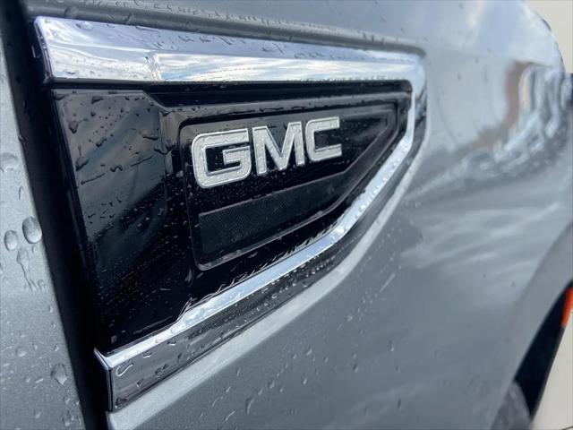 2024 GMC Yukon 4WD SLT