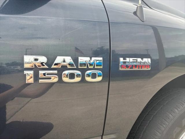 2017 Ram 1500 Express Quad Cab 4x4 64 Box