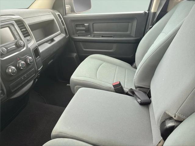 2017 Ram 1500 Express Quad Cab 4x4 64 Box