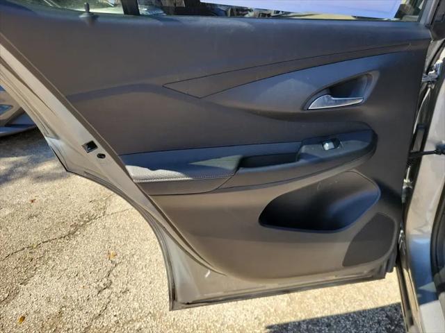 2024 Buick NV Avenir FWD