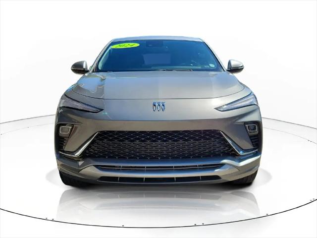 2024 Buick NV Avenir FWD