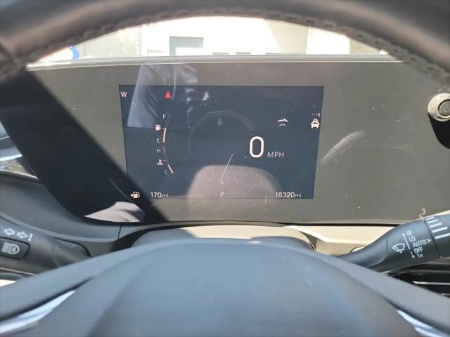2024 Buick NV Avenir FWD
