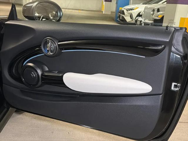 2023 MINI SE Hardtop Cooper