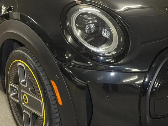2023 MINI SE Hardtop Cooper