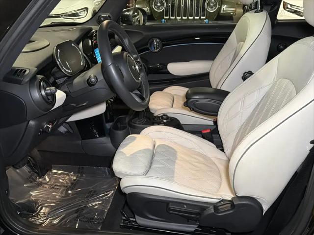 2023 MINI SE Hardtop Cooper