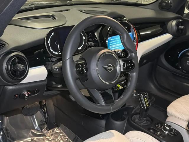 2023 MINI SE Hardtop Cooper