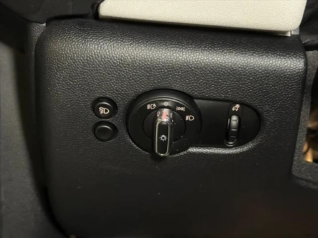 2023 MINI SE Hardtop Cooper