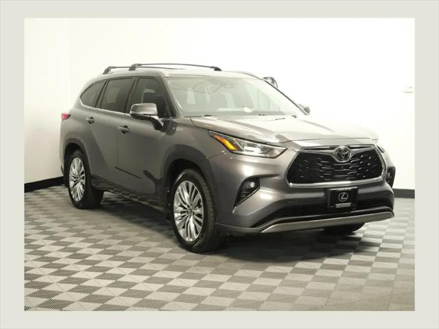 2023 Toyota Highlander Platinum for sale in Maplewood, MN