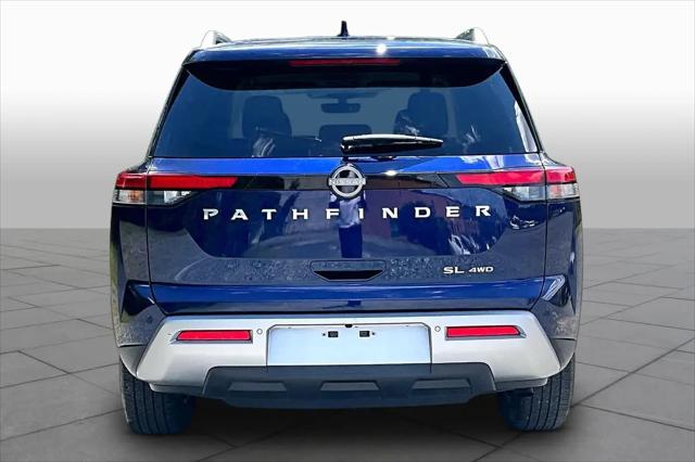 2025 Nissan Pathfinder SL 4WD