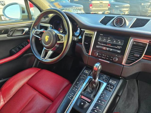 2017 Porsche Macan S