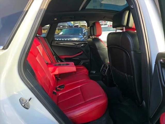2017 Porsche Macan S