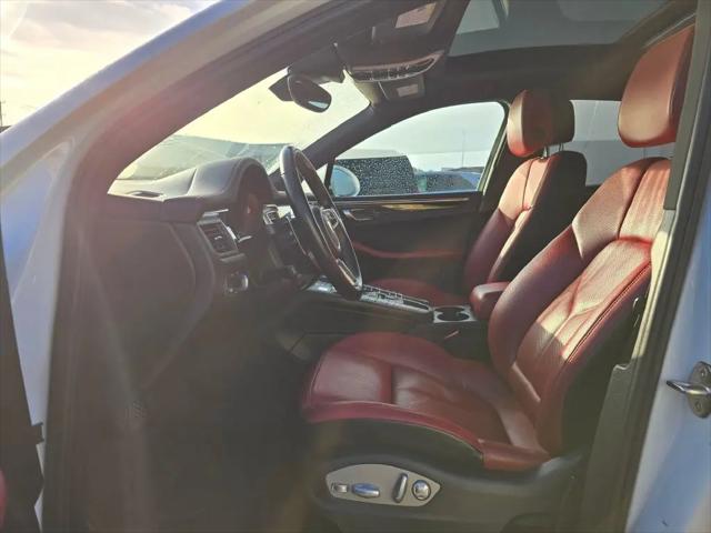 2017 Porsche Macan S
