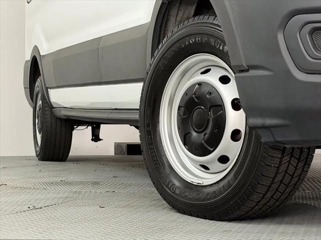 2022 Ford Transit Cargo Van T-350