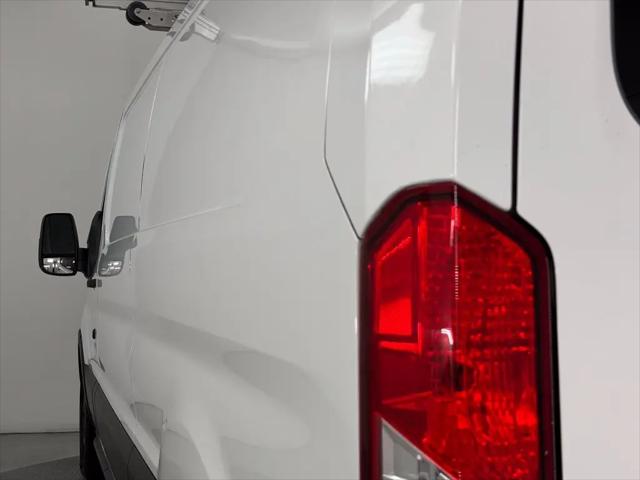 2022 Ford Transit Cargo Van T-350