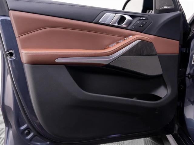 2021 BMW X7 M50i