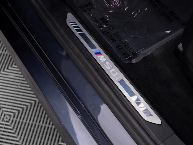 2021 BMW X7 M50i