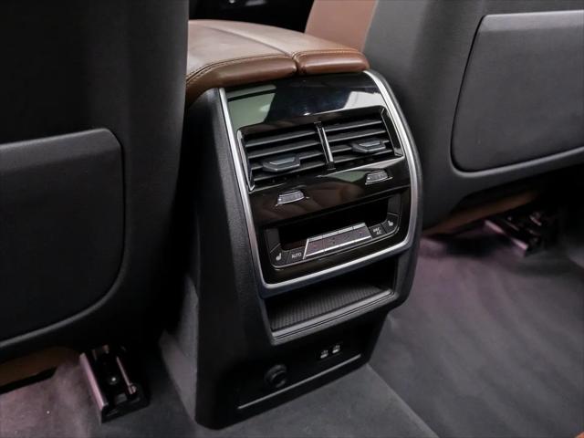 2021 BMW X7 M50i