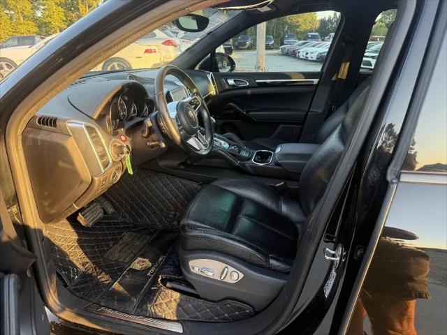 2018 Porsche Cayenne Platinum Edition