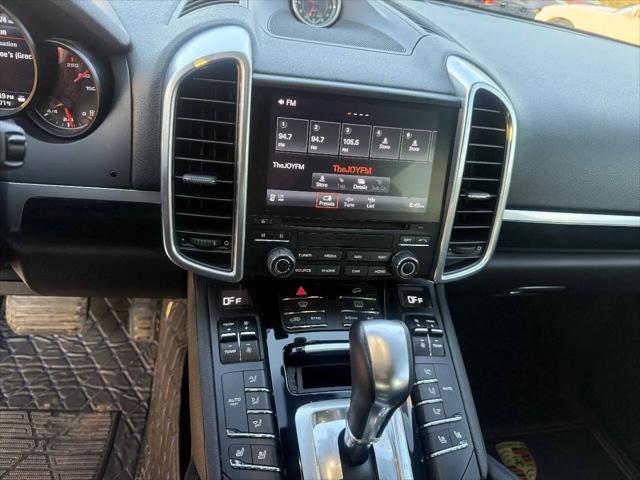 2018 Porsche Cayenne Platinum Edition