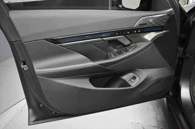 2025 BMW M5 Standard